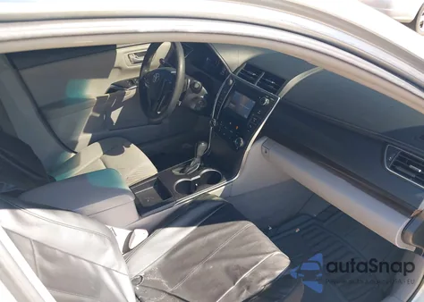 2016 Toyota Camry Le z USA, uszkodzony, nr VIN 4T4BF1FK5GR575768